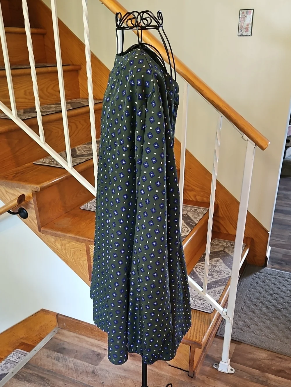 👚BLOOMCHIC Olive Green Geometric Button Tunic